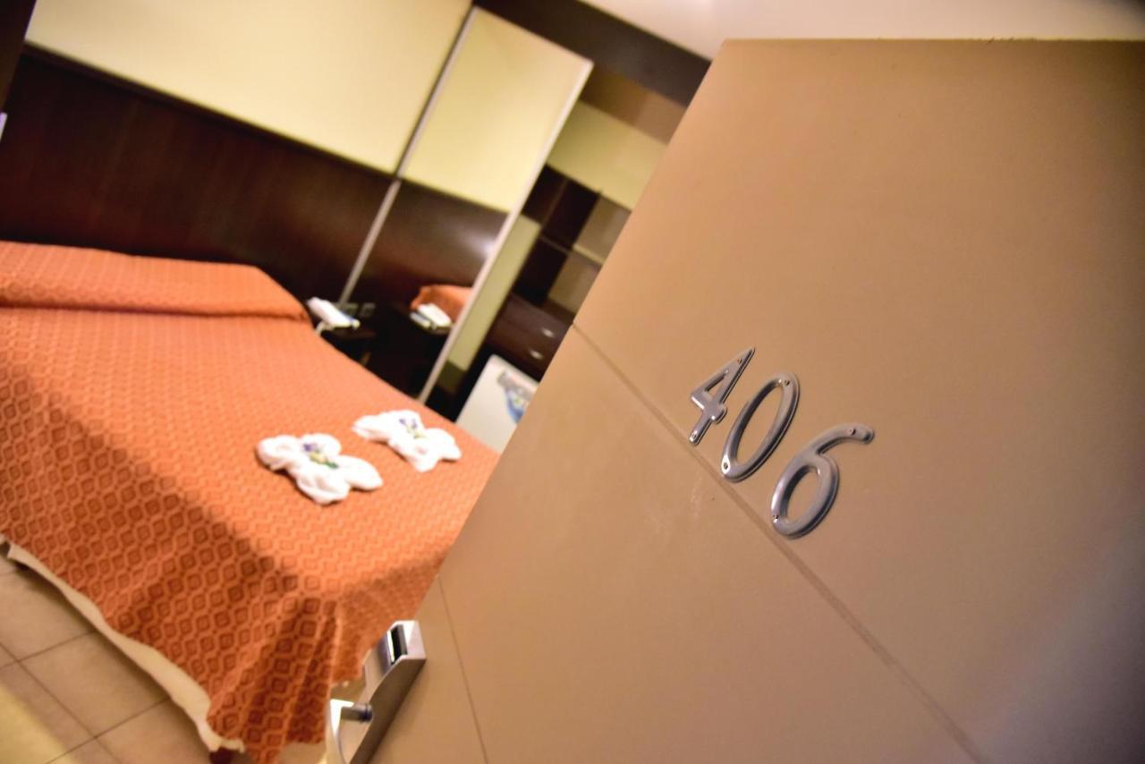 Hotel Confianza Corrientes Eksteriør billede
